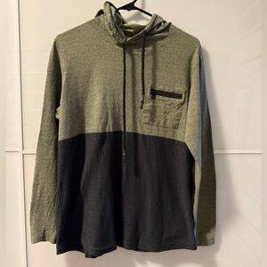 🆓 FREE W/ ANY OTHER PURCHASE 🆓 Modern Culture Men’s Colorblock Hoodie